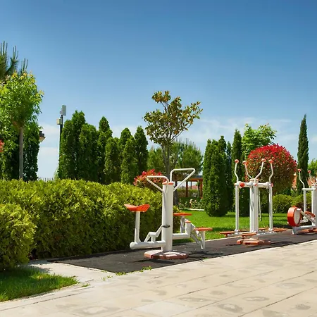 شقة Prestige First Line In Saint Vlas