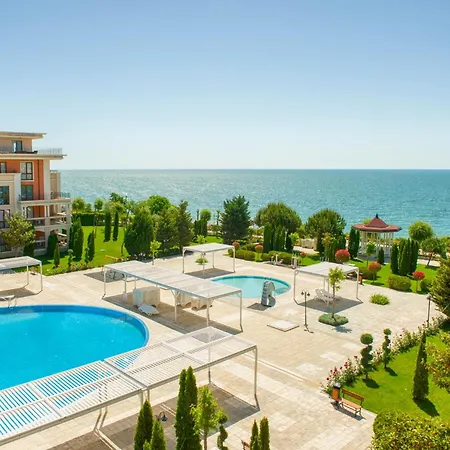 Prestige First Line In Saint Vlas *
